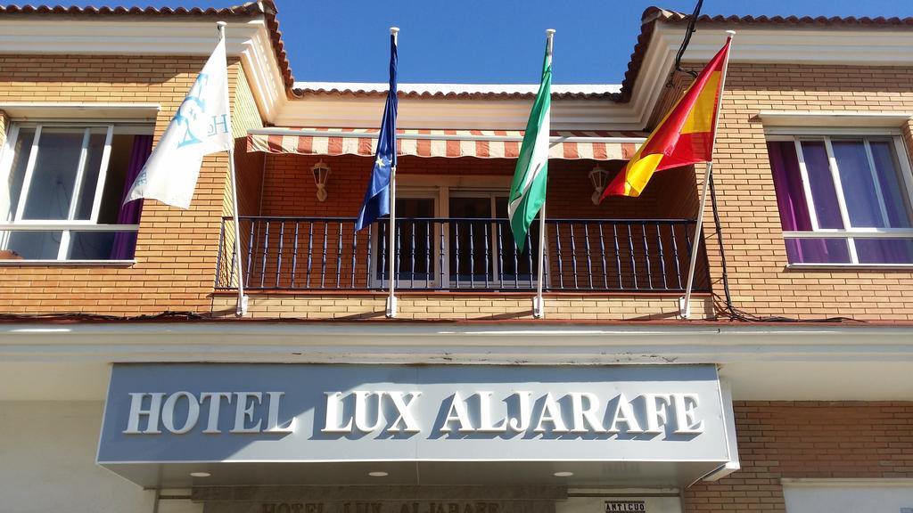 Hotel Lux Aljarafe Μαϊρένα δελ Αλχαράφε Εξωτερικό φωτογραφία